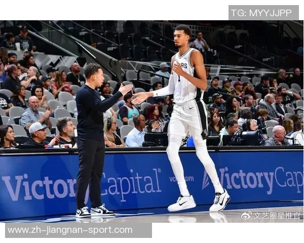 媒体人分析马刺外线失准文班失误合理科内特双塔组合效果显著