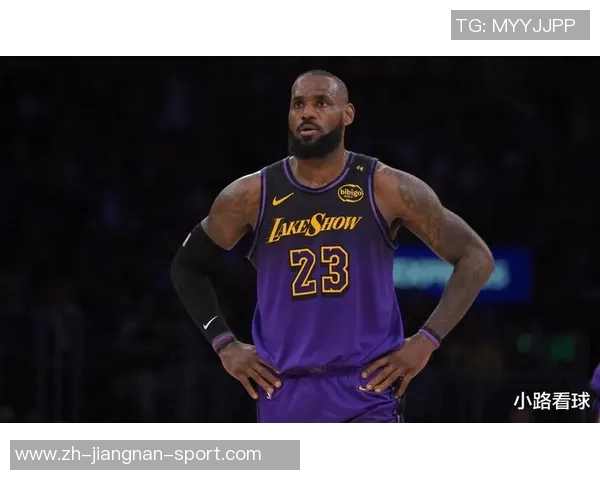 詹姆斯团队呼吁湖人谨慎安排出场时间他将缺席季前赛首战