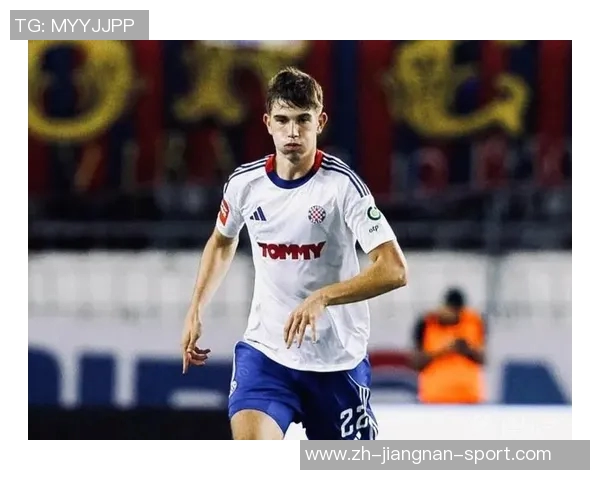 巴萨关注克罗地亚18岁中卫姆拉契奇已进行球员情况咨询